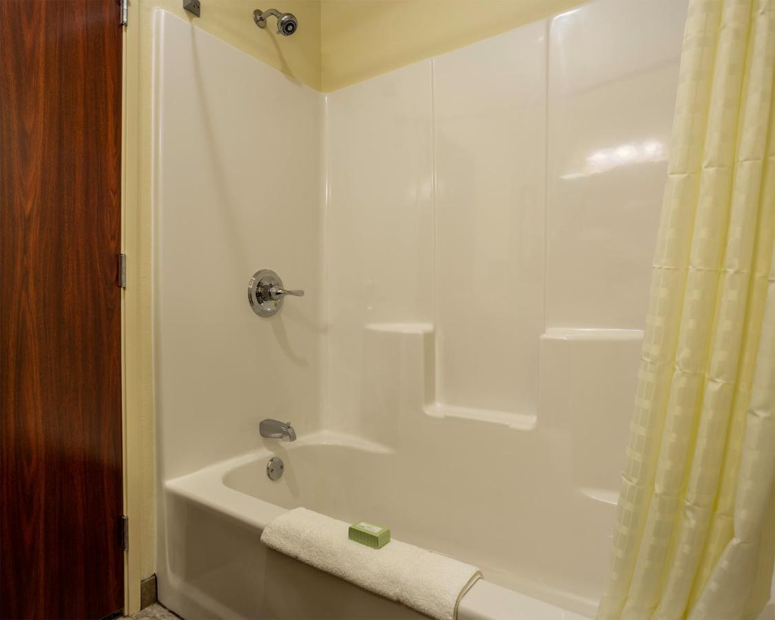 Cobblestone Inn & Suites - Brookville Zewnętrze zdjęcie